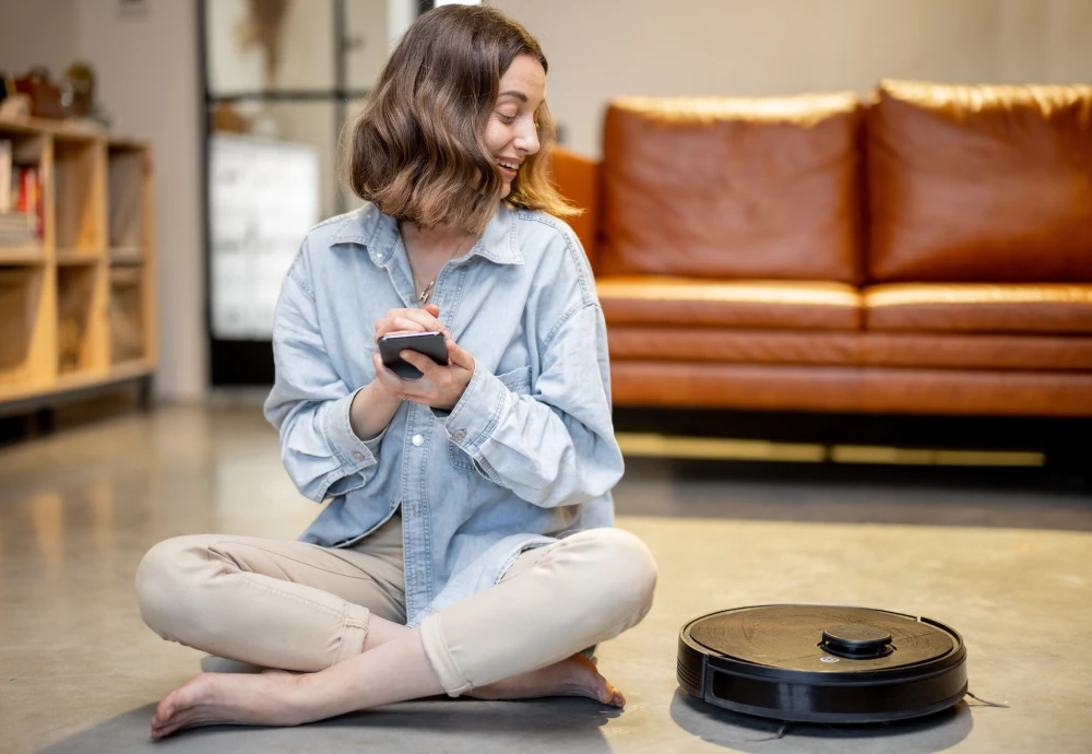 self cleaning vacuum robot